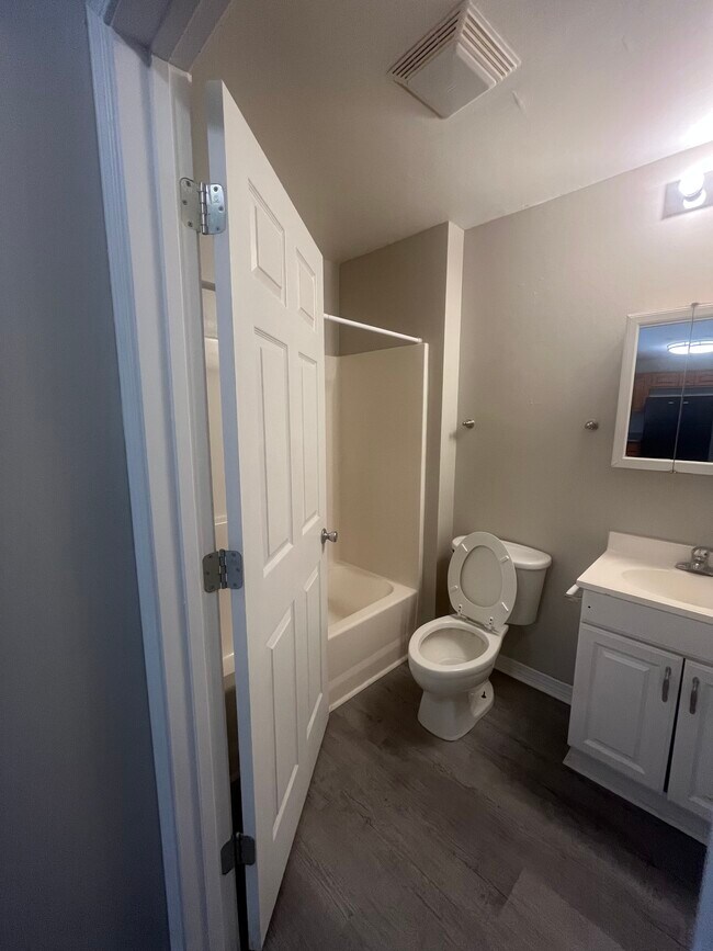 Camille Village Apartment Homes Pass Christian, MS