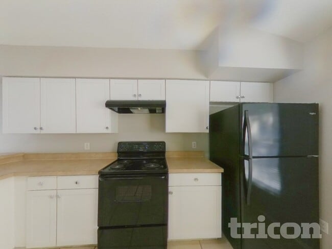 Photo - 2680 Chatham Cir