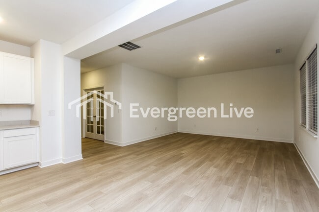 Photo - 3565 Cosmic Ct