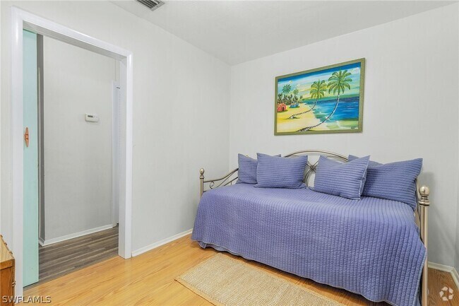 Building Photo - 1281 10th St N Rental
