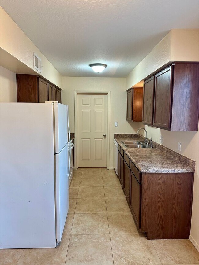 Photo - 43 W Inglewood St Unidad 43 W Inglewood St #1