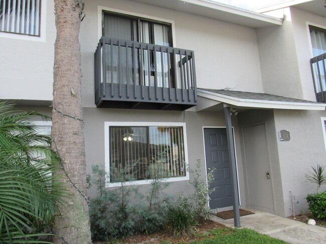 Photo - 904 Riverside Dr