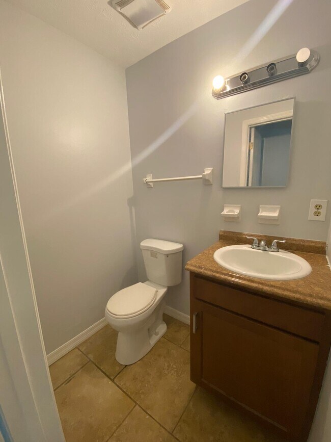 Photo - 6214 Thumper St