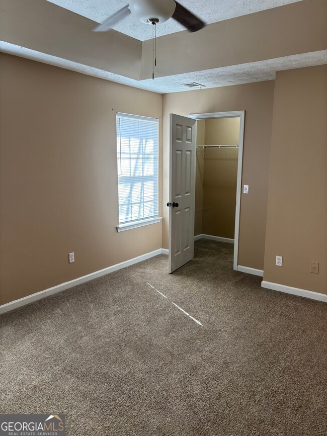 Photo - 6111 Camden Forrest Dr