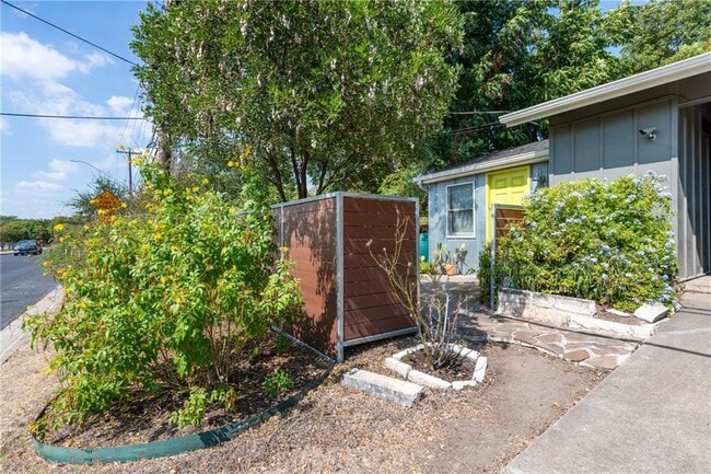 Photo - 5500 Westminster Dr