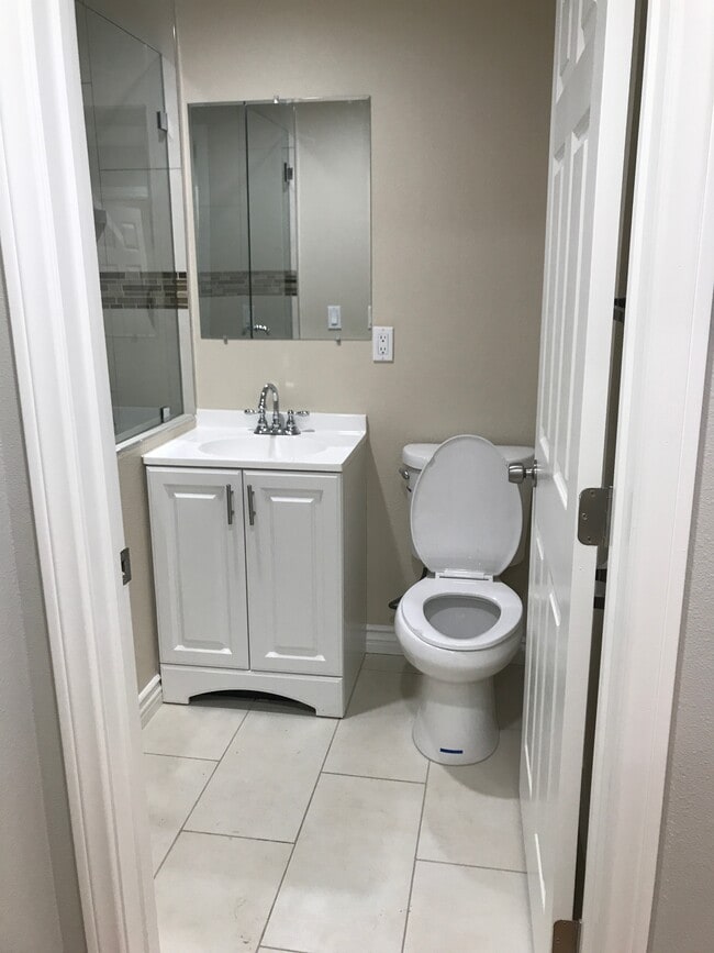 Photo - 18941 Vose St Unit #18943 Vose St