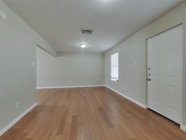 Photo - 5003 Hauna Ln