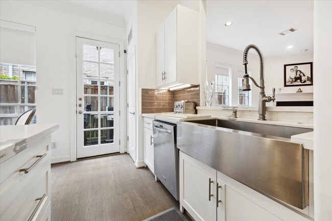 Photo - 2842 Briarhurst Park