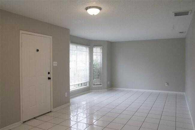 Photo - 3802 Willow Springs Ln