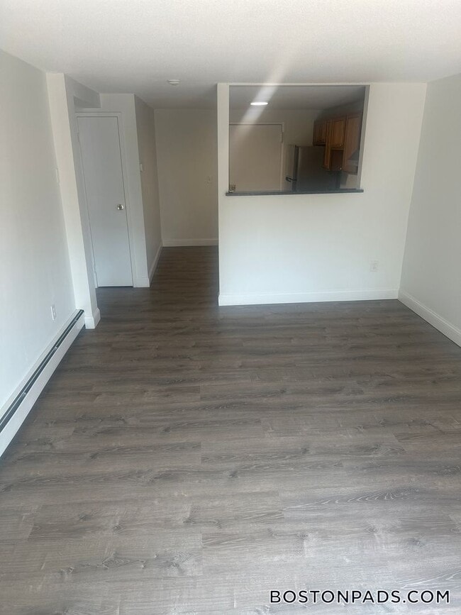 Building Photo - 47 Princeton St Rental