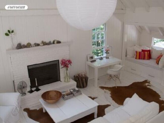 Photo - 53 Sayre's Path