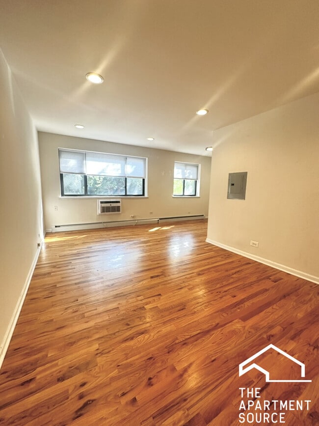 Photo - 6954 N Sheridan Rd Unit 203