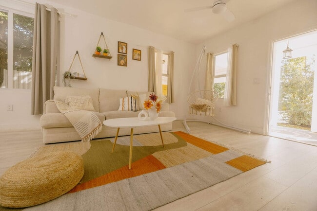 Building Photo - 181 NW 46th St Unit ID1319957P