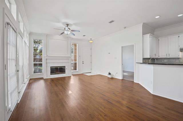 Photo - 8704 Moss Hill Rd