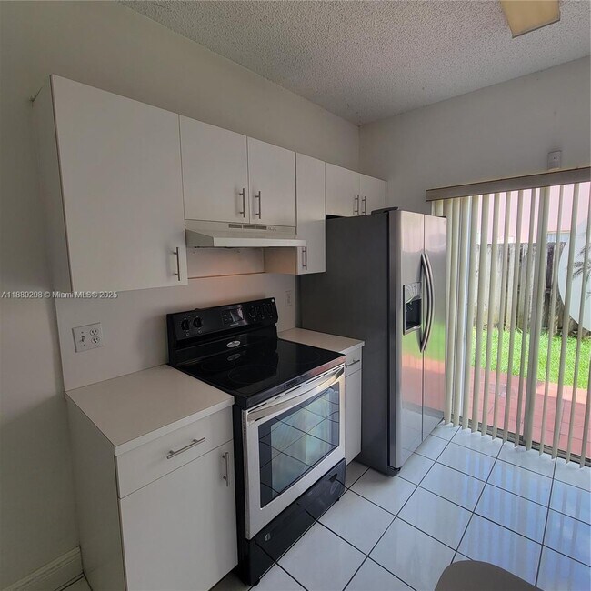 Photo - 8019 Lake Dr Unit 102