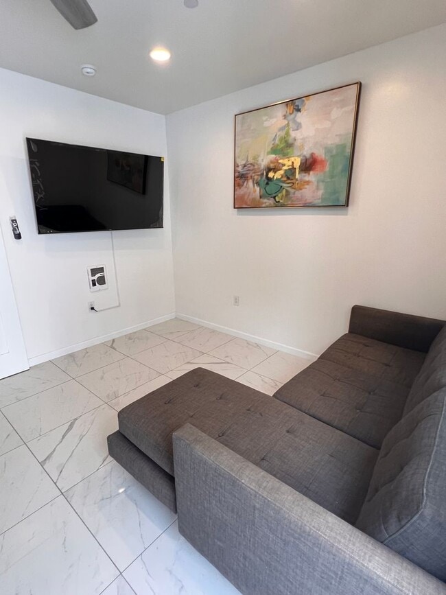 Photo - Winter Garden LLC Unit 8121 WG