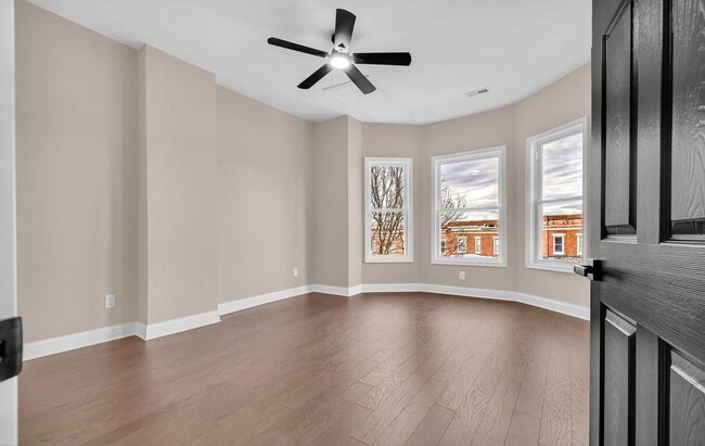 Photo - 2045 E 31st St