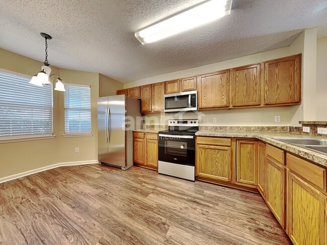 Photo - 4316 Campus Hills Cir