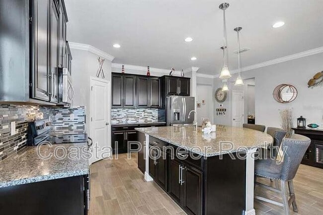 Photo - 19421 Long Lake Ranch Blvd