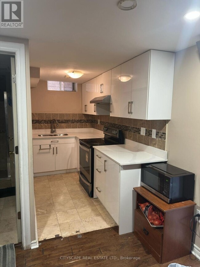 Photo - 1838 Bridlington Ct