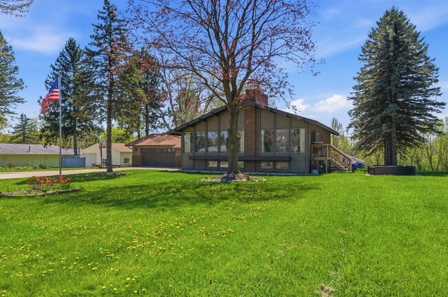 Building Photo - 3942 Stark Ln