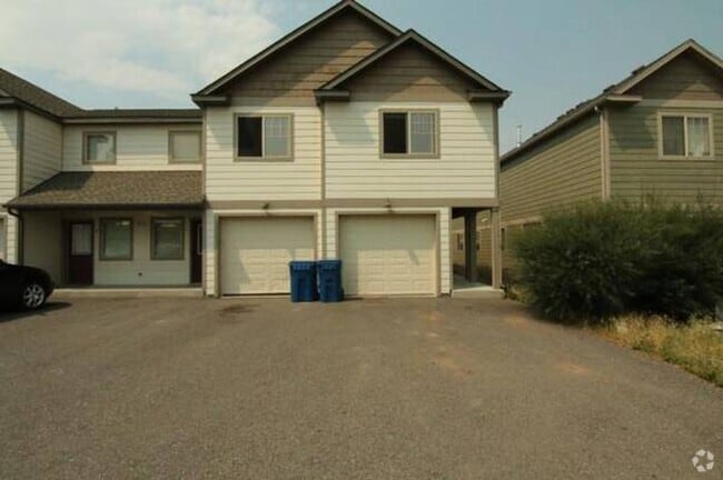Building Photo - 935 Forest Glen Dr Unit D Rental