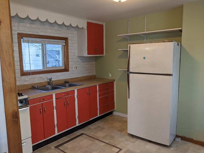 Photo - Conveniently Located Single Bedroom Home