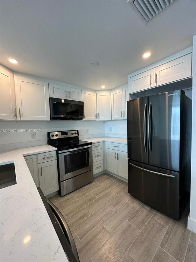 Photo - 1250 S Miami Ave Unidad 1707
