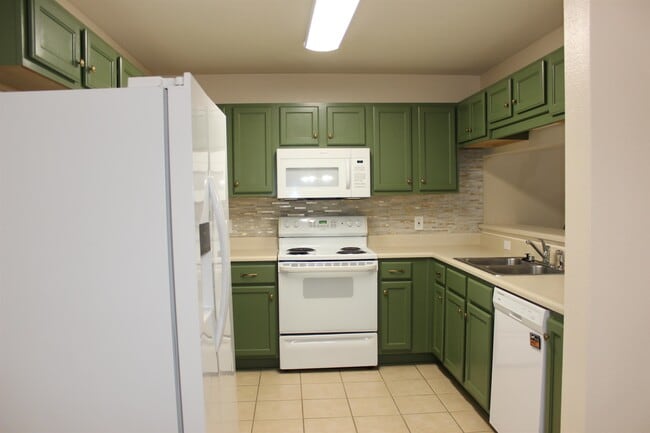 Photo - 4434 Gearhart Rd Unit 1704