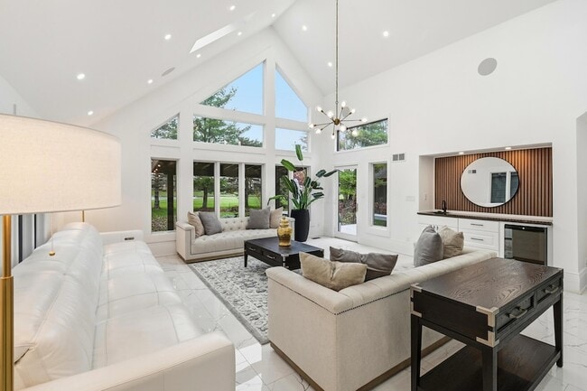 Photo - 8661 Craigston Ct