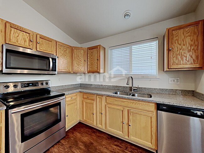 Photo - 1183 Sandpiper Ln