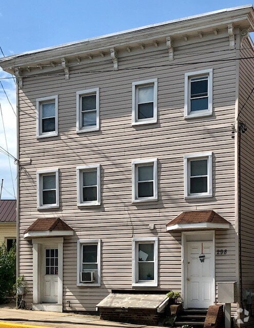 Building Photo - Two Bedroom Apartment in Downtown Westminster Unit 2