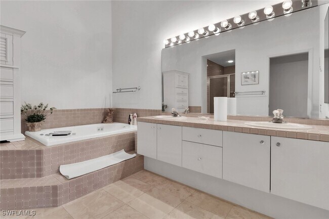 Building Photo - 11672 Quail Village Way Unit 130-3