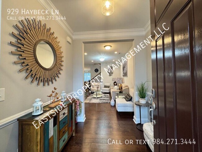 Photo - 929 Haybeck Ln