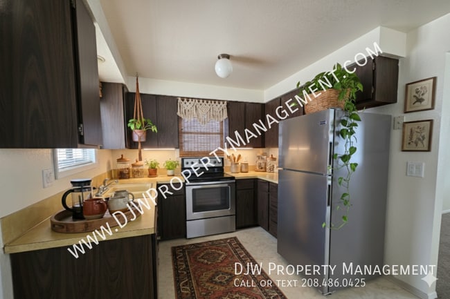 Photo - 2060 S Colorado Ave