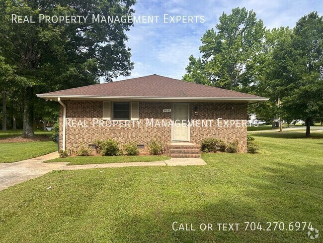 Building Photo - 8051 Southway Rd Rental