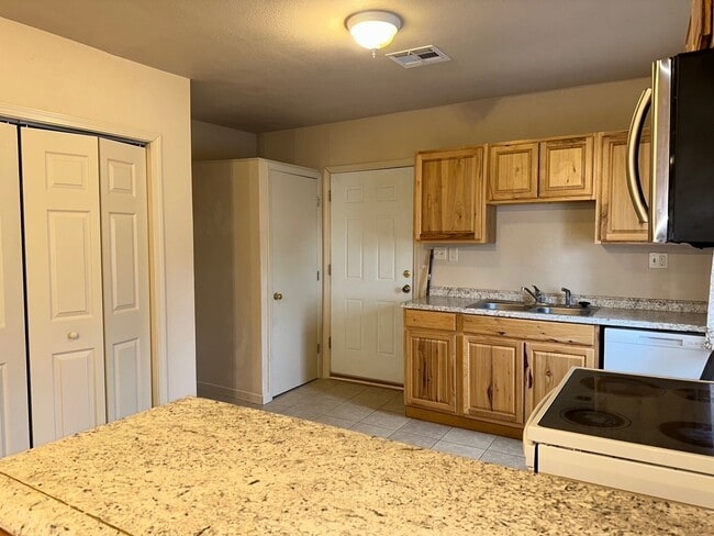 Photo - 1501 N Jackson St