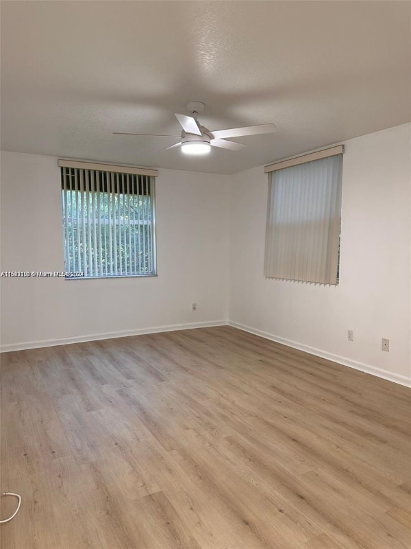 Photo - 529 E Sheridan St Unit 1-108