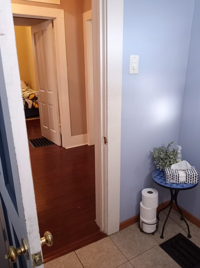 Photo - 714 S Wabash Ave