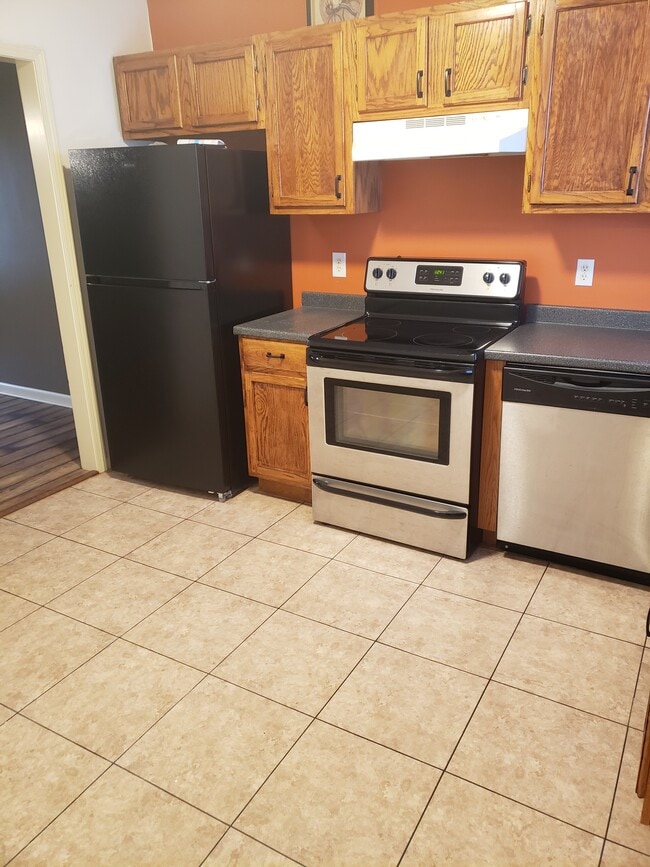 Kitchen - 240 Oakley Dr Unit Duplex for rent