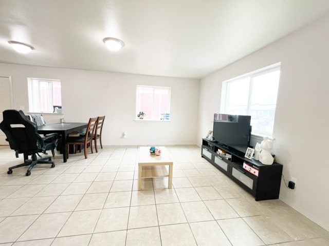 2104 SE Polar Star Way