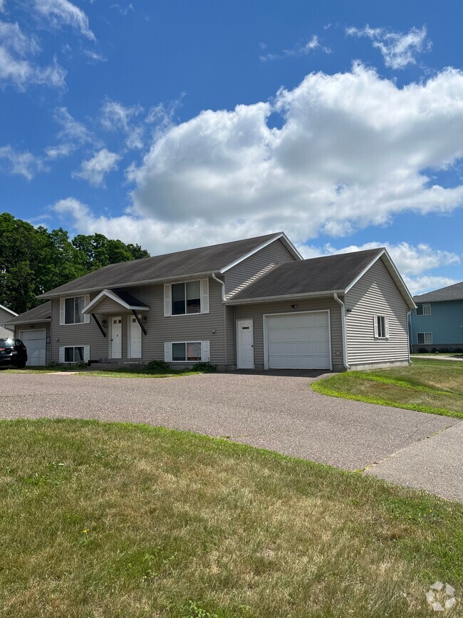 Building Photo - 4943 Coventry Ct Unit 4943 Coventry Court Rental