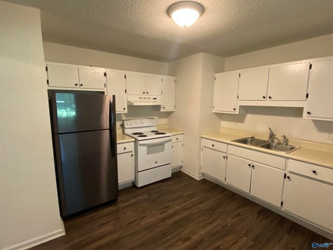 Photo - 4801 Padgett Dr