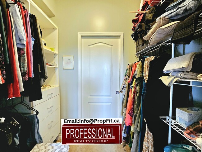 Photo - 16807-16100 100 Ave NW