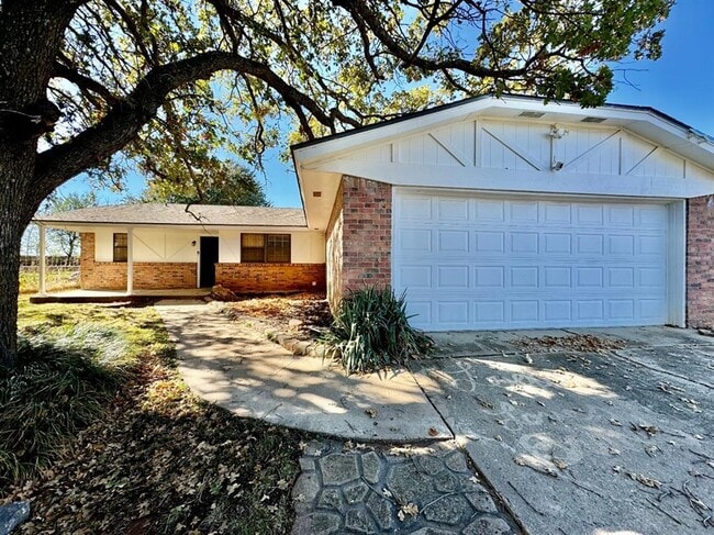 Photo - 1509 N Indian Meridian Rd