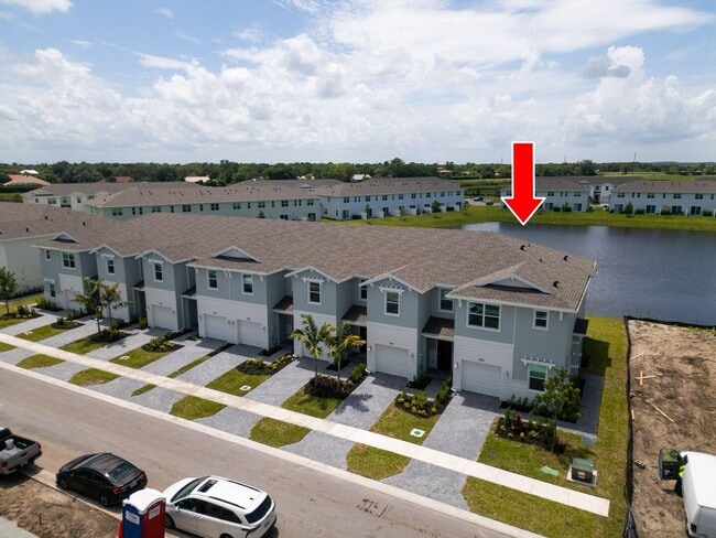 Photo - 380 SE Crossoak Ln