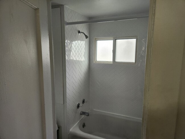 Building Photo - 4648 W 149th St