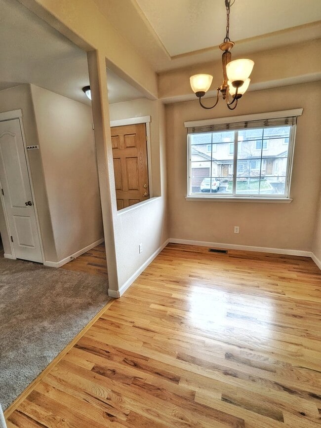 Photo - Large Townhome