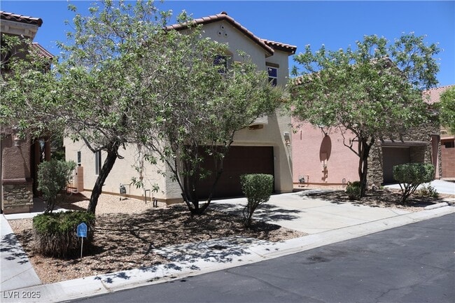Building Photo - 10211 Glimmering Star Dr Rental