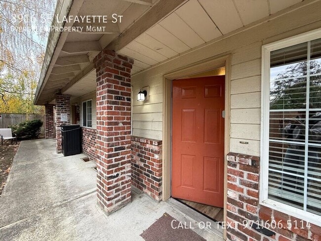 Photo - 8916 SE Lafayette St